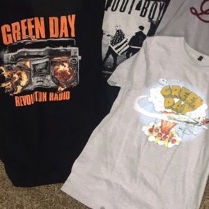 2 Green Day shirts